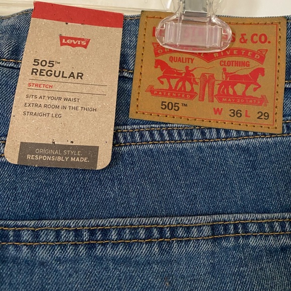 NWT Men’s Levi’s 505 Regular Jeans 36x29 - Picture 3 of 3